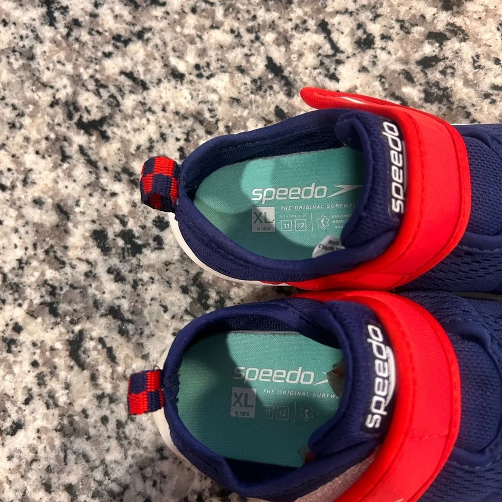 Speedo Kids Surfwalker Water Shoes XL (11/12) Navy/Red
